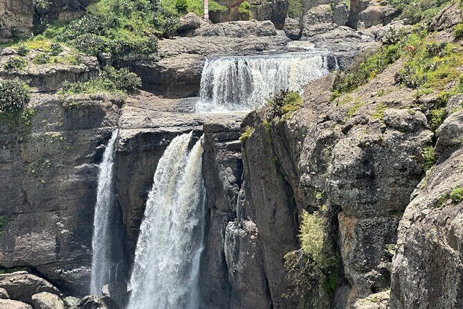 1-Day Tour Old bridge, Monastery,water falls Wildlife,Birds, - The Portuguese Bridge waterfall and Jemma Gorge viewpoints
