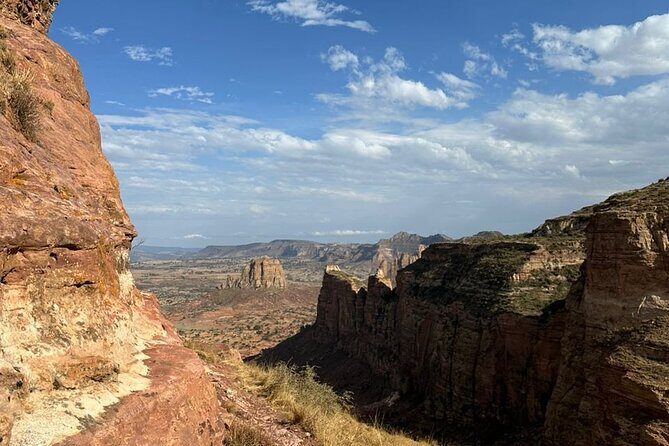 12- Day Historical Route of Ethiopia - The drive to Lalibela: countryside routes and the approach to the New Jerusalem