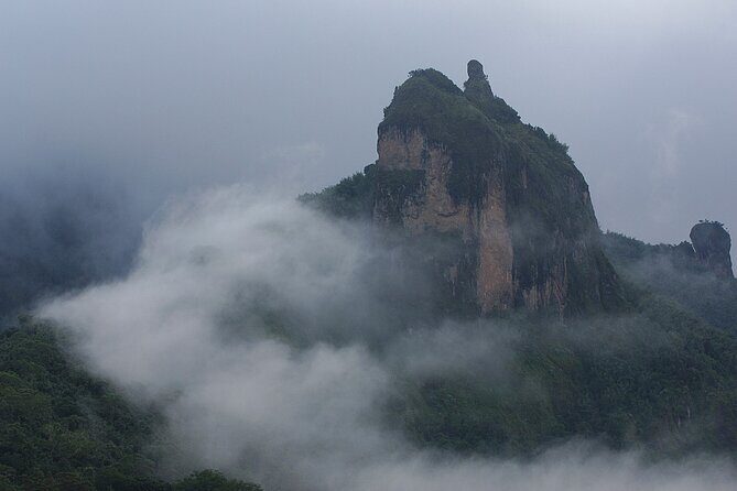 6 Days Bale Mountains Trekking - Day 1 in Dinsho: pickup, park HQ, and a first wildlife scan at altitude