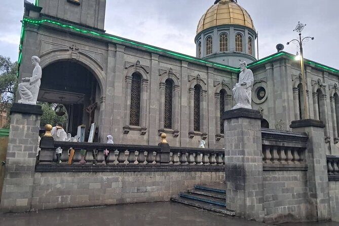 Addis Ababa City Tours - St. George’s Cathedral and Meskel Square: Orthodox art and imperial echoes
