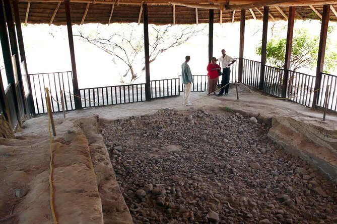 Day trip to Adadi Mariyam and Melka kunture - A Paleolithic Start, a 12th-Century Church Finish