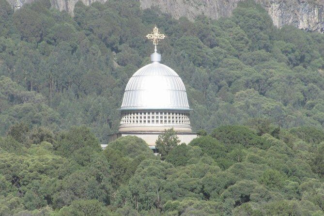 DAY TRIP TO Debre Libanos Monastery Cave Church Nature and Wildlife - Lunch and coffee ceremony: the calm cultural pause