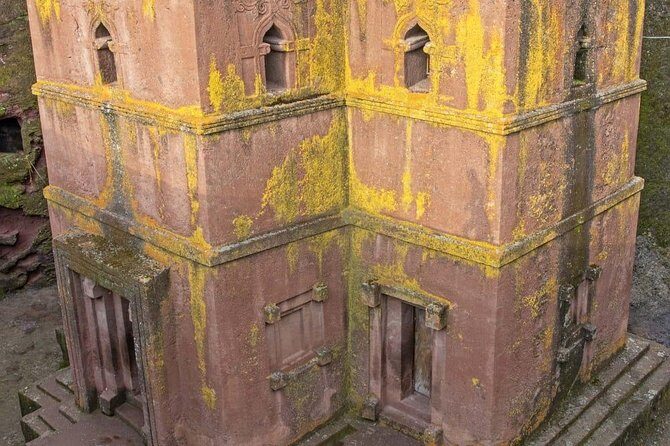 Visiting Lalibela churches - Bet Medhane Alem Morning Service: More Than a Photo Stop